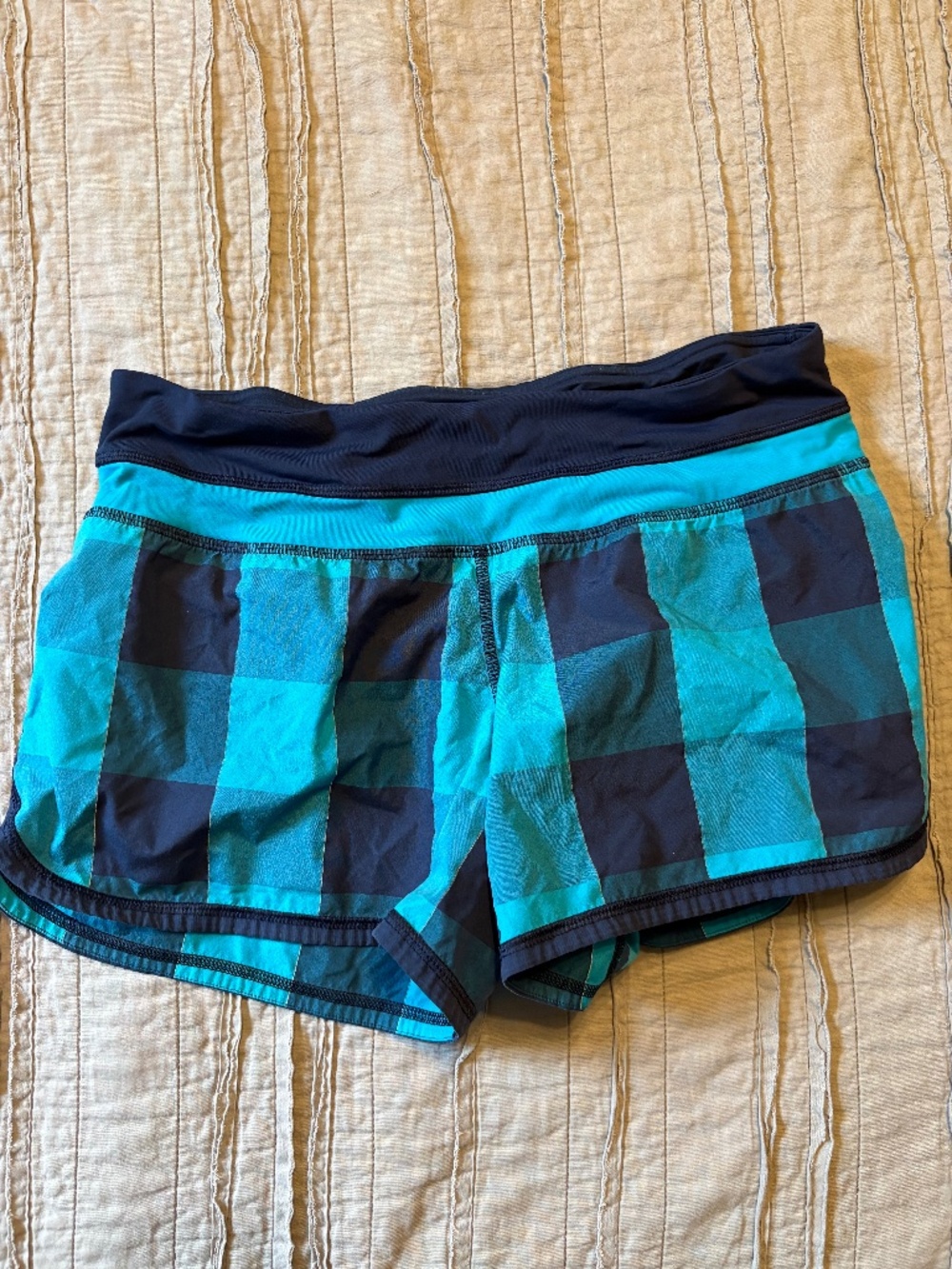 Lululemon Speed shorts 6